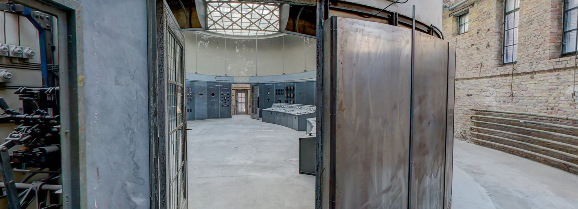 Virtual tour construction